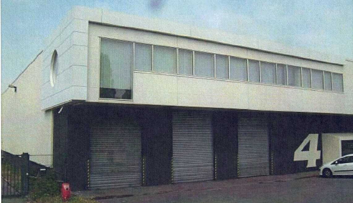 Industrial in SAINT-OUEN-L'AUMONE for lease Building Photo- Image 1 of 5