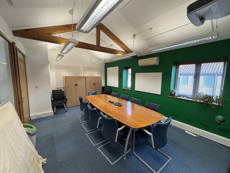 3 Dry Drayton Rd, Oakington for lease - Building Photo - Image 3 of 5