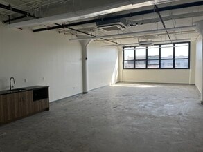 315 Meserole St, Brooklyn, NY for lease Interior Photo- Image 1 of 2