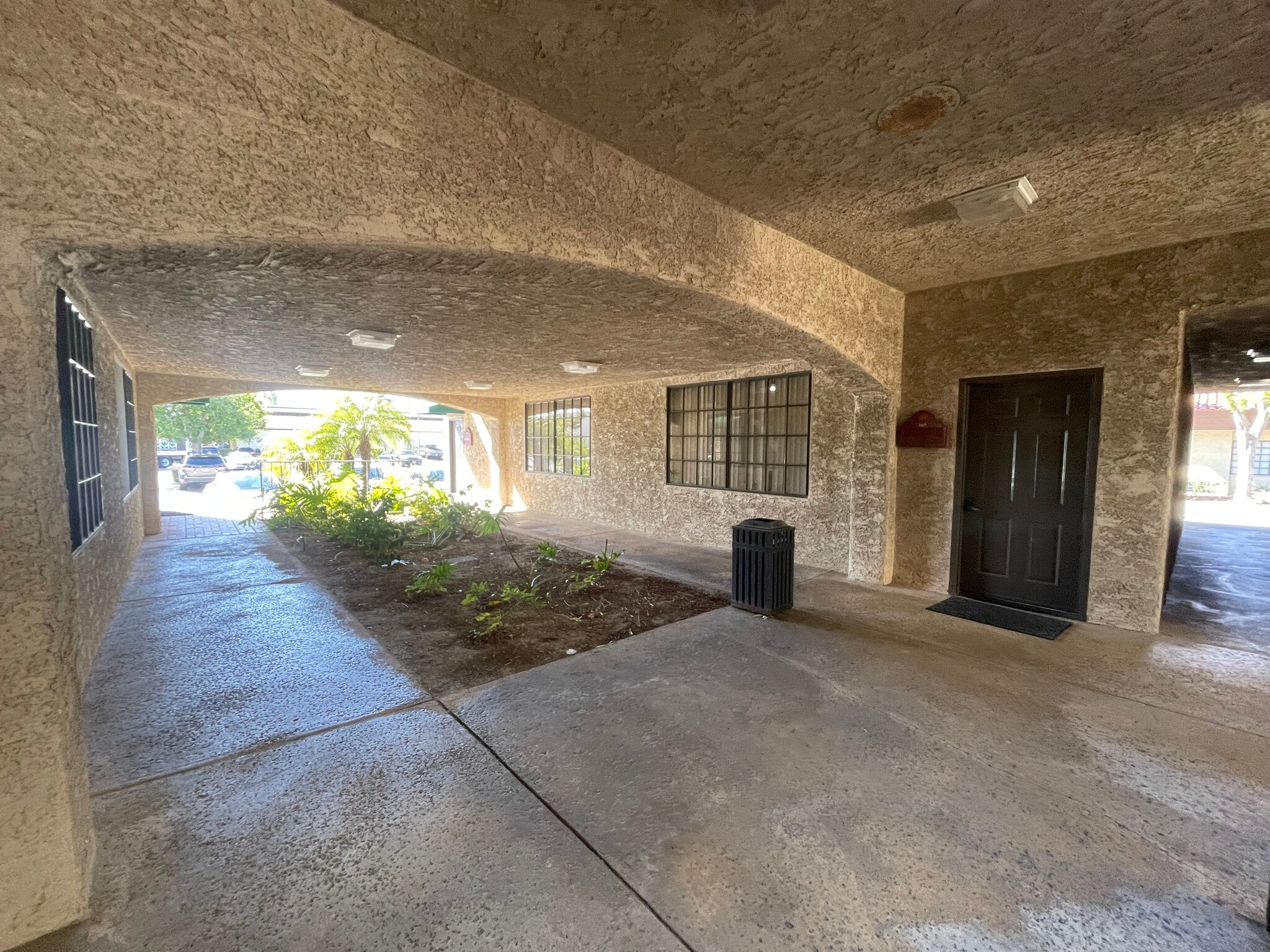 1200 Paseo Camarillo, Camarillo, CA à vendre Photo intérieure- Image 1 de 20