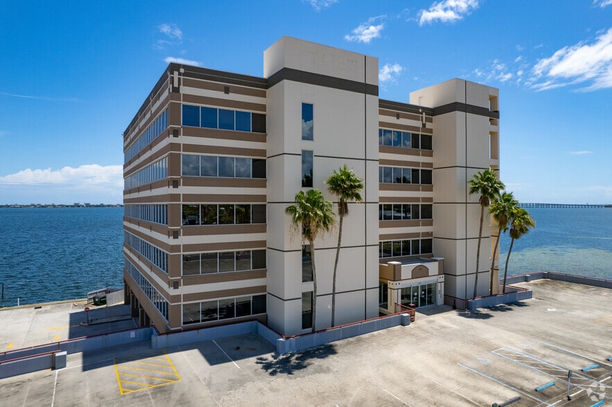 709 S Harbor City Blvd, Melbourne, FL for lease - Building Photo - Image 3 of 8