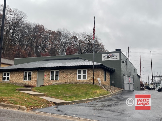 1141 Tower Dr, Akron, OH for lease Primary Photo- Image 1 of 6