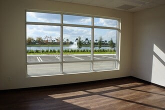 12070 SW Tom Mackie Blvd, Port Saint Lucie, FL for lease Interior Photo- Image 1 of 4