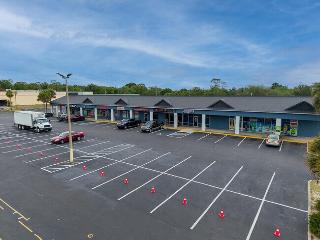 More details for 9415 SE Maricamp Rd, Ocala, FL - Retail for Sale