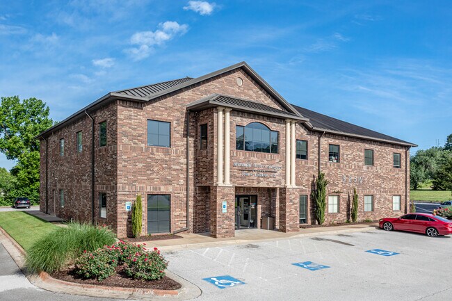 Plus de détails pour 5230 Willow Creek Dr, Springdale, AR - Bureau/Médical à louer