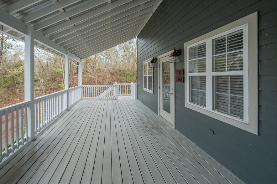 911 Creekside Ct, Helena, AL à vendre - Photo du bâtiment - Image 3 de 17