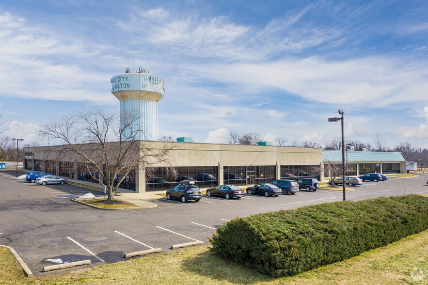 450-460 Veterans Dr, Burlington, NJ for lease - Building Photo - Image 1 of 22