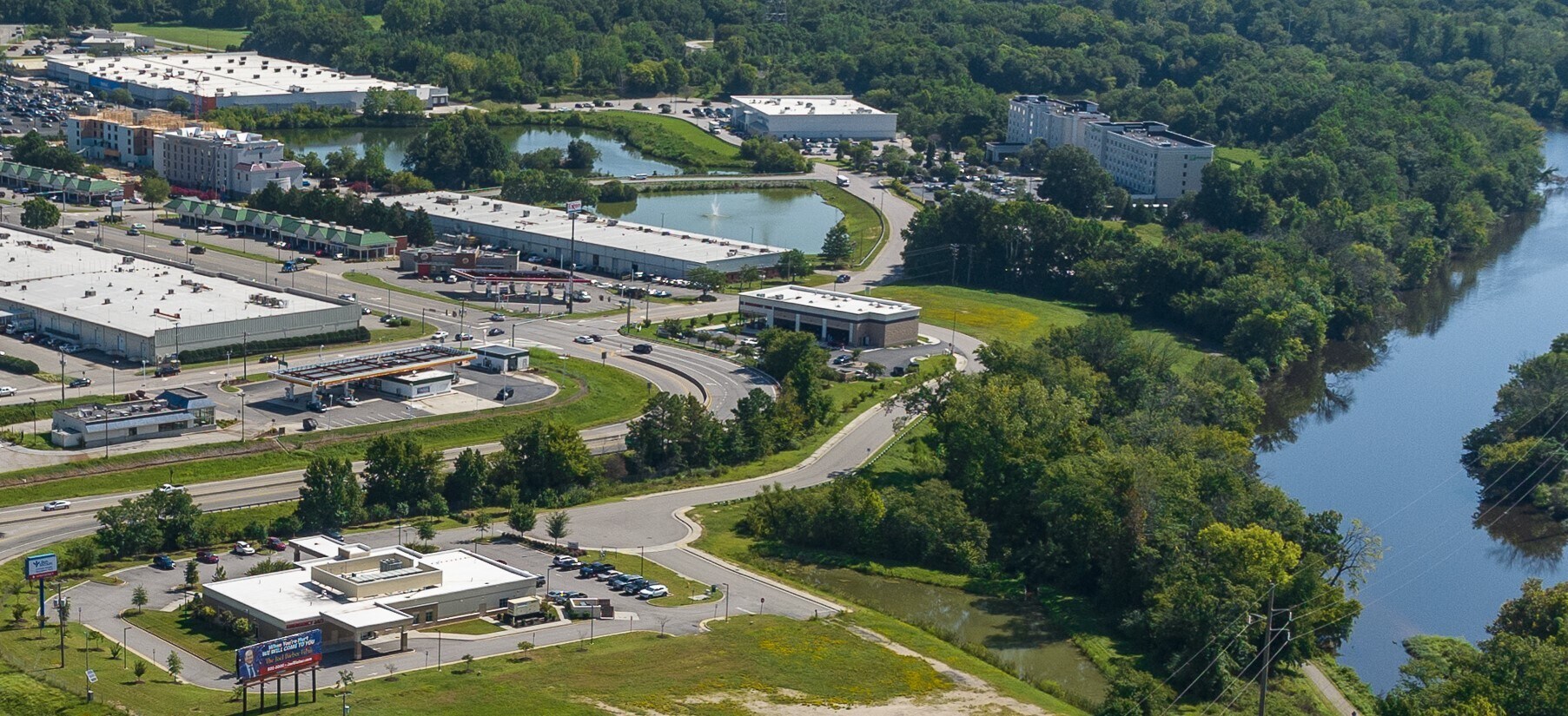 Lot 9 – 0 E. Roslyn Rd, Colonial Heights, VA à vendre Photo principale- Image 1 de 4