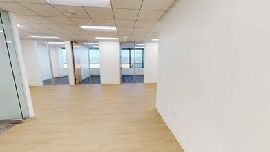 21700 Oxnard St, Woodland Hills, CA à louer Numérisation 3D de Matterport- Image 1 de 2