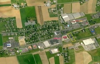 684 W Main St, New Holland, PA - Aerial  map view
