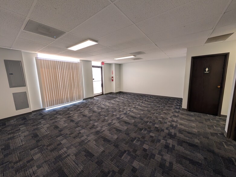 6863-6865 E 48th Ave, Denver, CO à vendre - Photo du bâtiment - Image 3 de 20