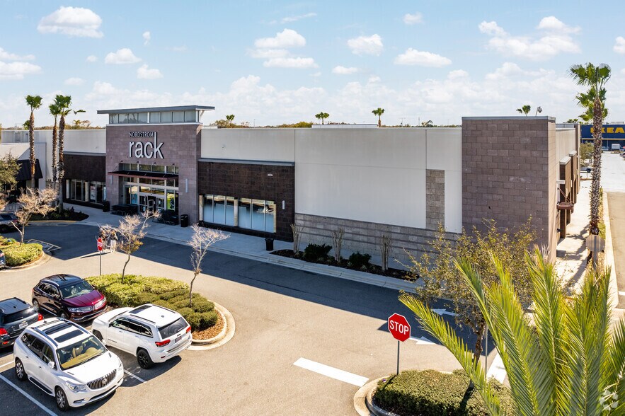 4012-4060 Eastgate Dr, Orlando, FL à louer - Photo du bâtiment - Image 1 de 4