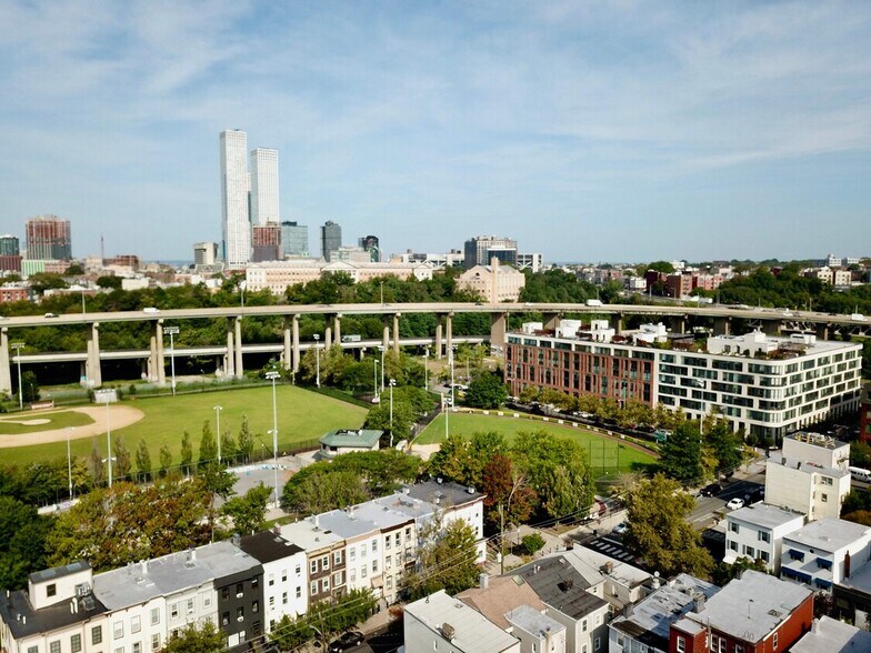 372 9th St, Jersey City, NJ à louer - Photo du bâtiment - Image 2 de 11