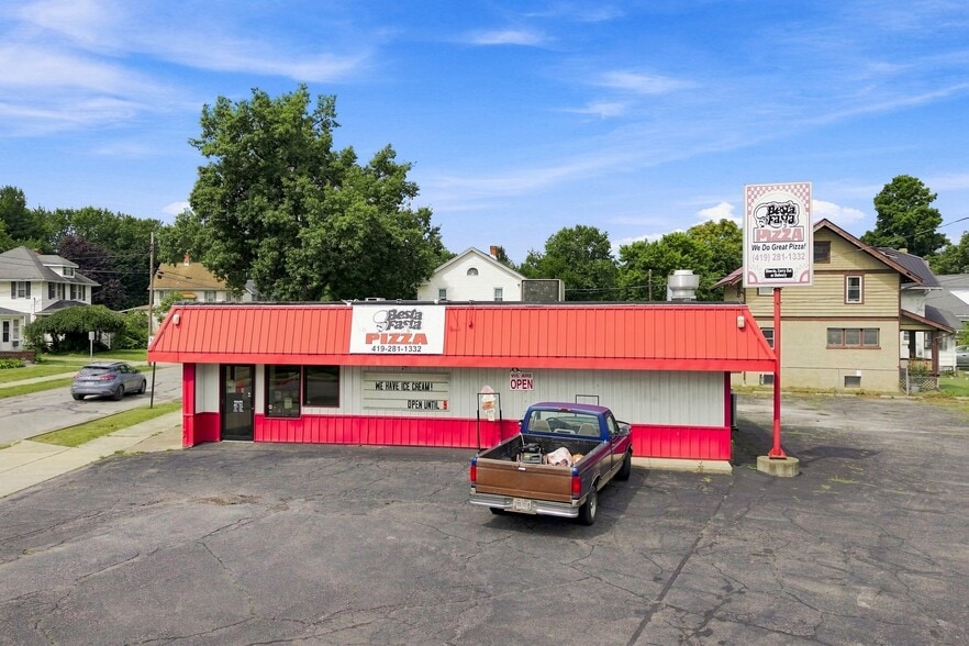 547 E Main St, Ashland, OH for sale - Building Photo - Image 2 of 36