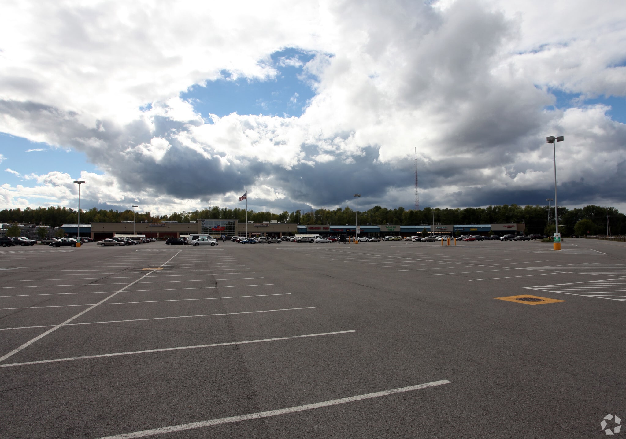 981 Ford Street Ext, Ogdensburg, NY for lease Primary Photo- Image 1 of 6