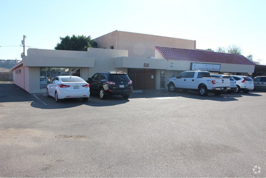 8341 N 7th St, Phoenix, AZ à louer - Photo principale - Image 1 de 1