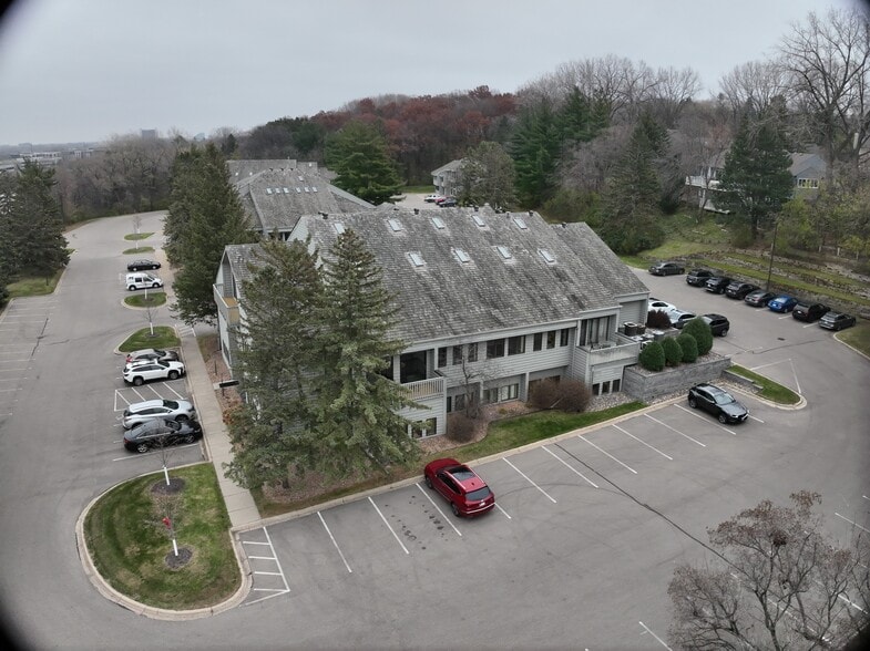 7805 Telegraph Rd, Bloomington, MN for sale - Matterport Community - Image 3 of 23