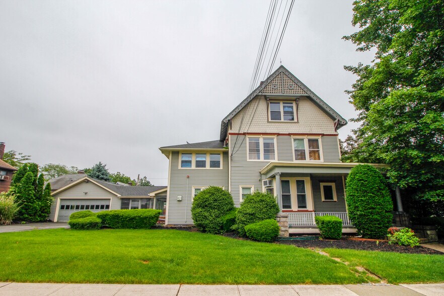 417 W Blackwell St, Dover, NJ for sale - Primary Photo - Image 1 of 36