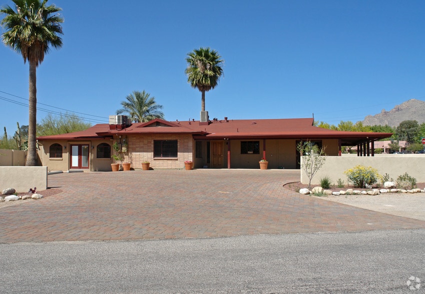 6615 N Oracle Rd, Tucson, AZ à vendre - Photo principale - Image 1 de 10