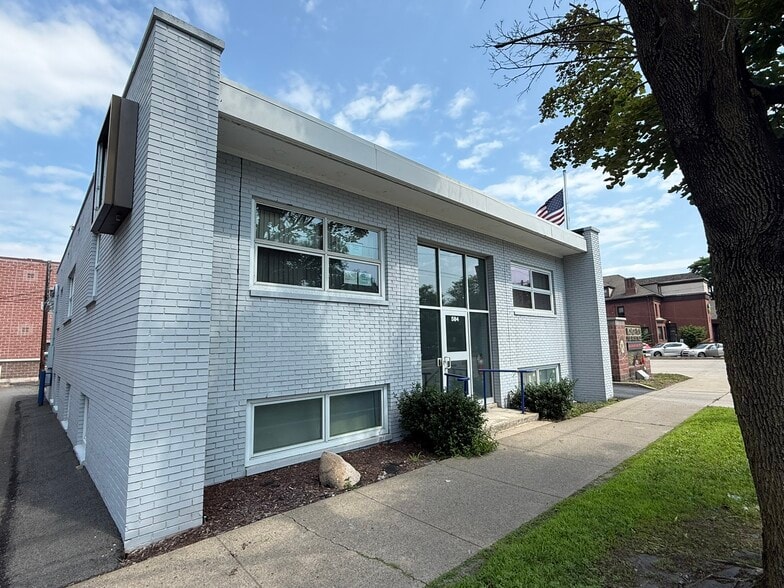 584 Wyoming Ave, Kingston, PA for sale - Building Photo - Image 3 of 27