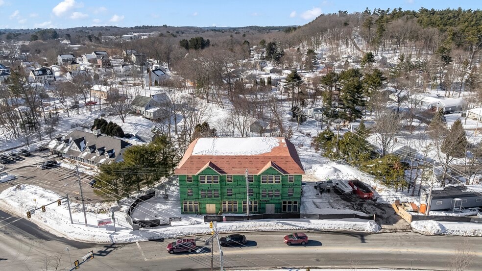 39 Hillside Ave, Amesbury, MA for lease - Building Photo - Image 3 of 10