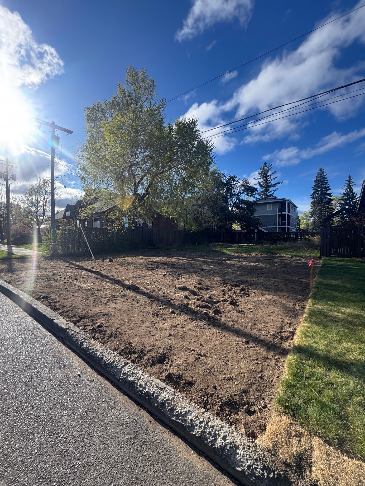 225 SE Urania Ln, Bend, OR for sale Primary Photo- Image 1 of 2