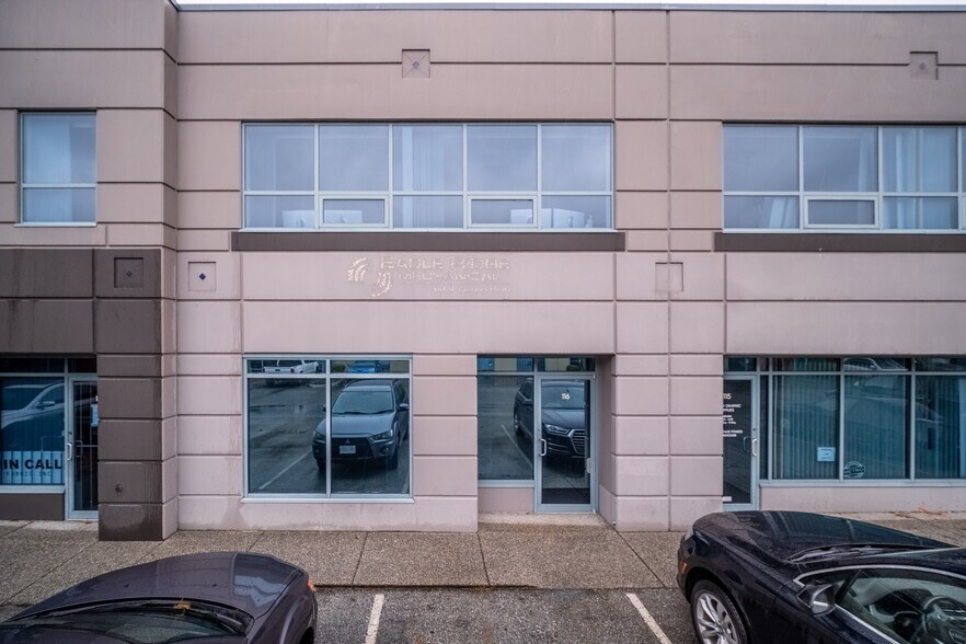 1515 Broadway St, Port Coquitlam, BC à vendre - Photo du bâtiment - Image 3 de 16
