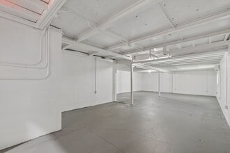 6536 Lincoln Way N, Saint Petersburg, FL for lease Interior Photo- Image 2 of 18