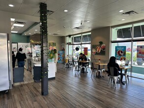 100-136 W Foothill Blvd, Azusa, CA for lease Interior Photo- Image 2 of 9