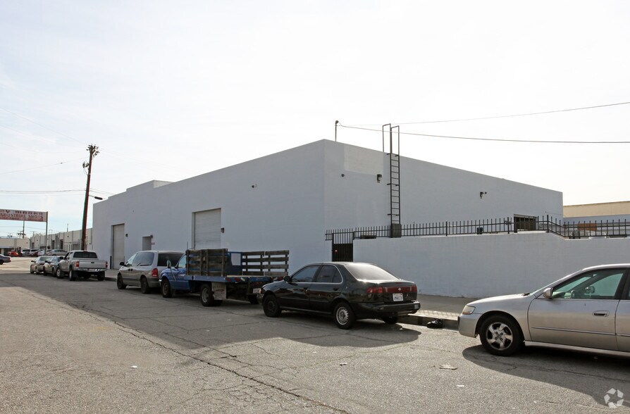 7322-7324 Atoll Ave, North Hollywood, CA à louer - Photo du bâtiment - Image 3 de 8