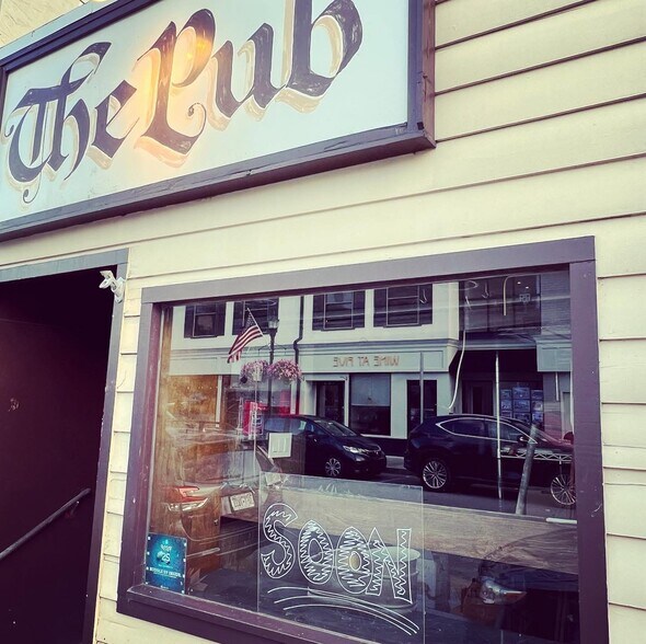 3 Elm Pl, Rye, NY à vendre - Photo du bâtiment - Image 2 de 3