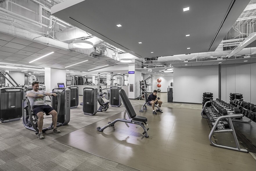 5847 San Felipe St, Houston, TX à louer - Photo intérieure - Image 2 de 15