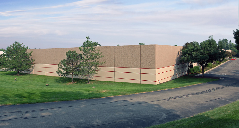 635-671 Bellbrook Ave, Xenia, OH for lease - Primary Photo - Image 1 of 3