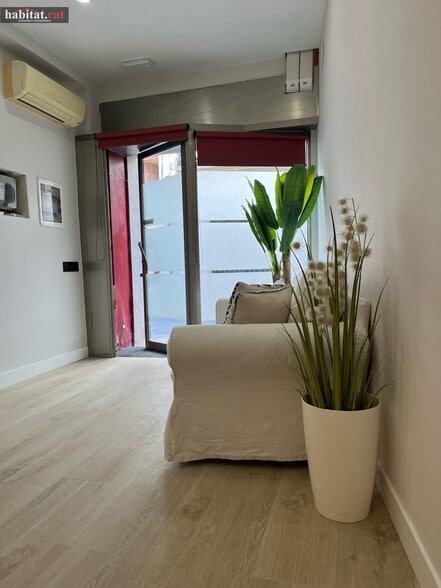 Immeuble residentiel dans Vilanova i la Geltrú, Barcelona à vendre - Photo intérieure - Image 1 de 5