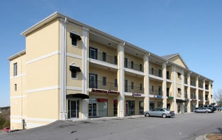 Plus de détails pour 625 Piney Forest Rd, Danville, VA - Bureau à louer