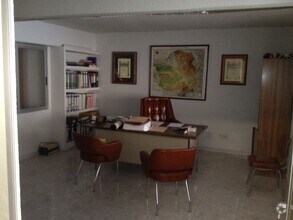 Industrial in Cuenca, Cuenca for lease Interior Photo- Image 1 of 2