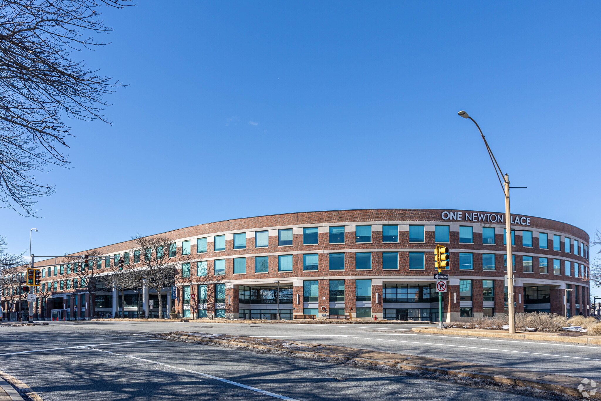 275 Washington St, Newton, MA à louer Photo principale- Image 1 de 9