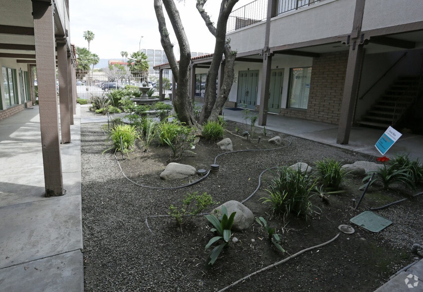 357 W 2nd St, San Bernardino, CA for lease - Building Photo - Image 3 of 6