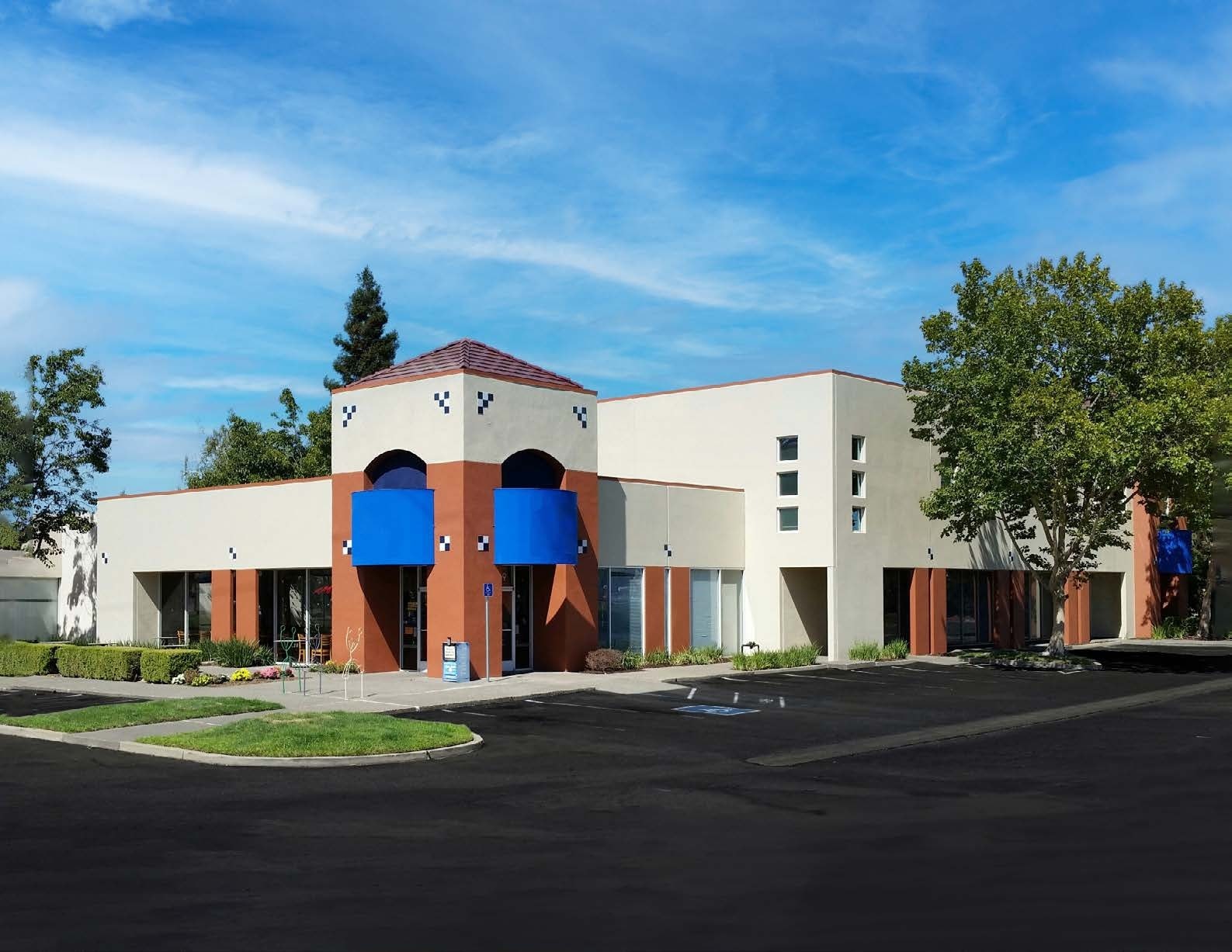 8100-8109 Fruitridge Rd, Sacramento, CA for lease Building Photo- Image 1 of 2