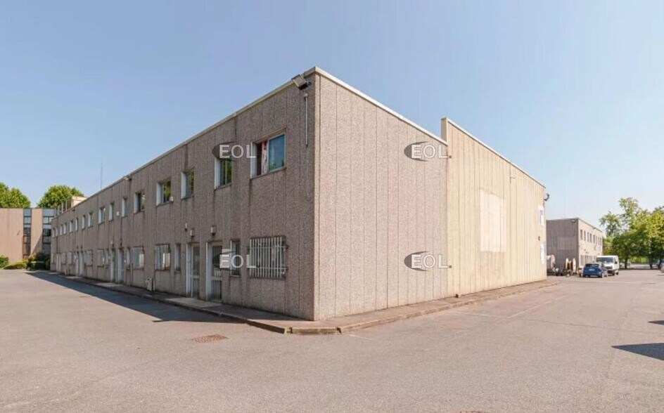 Flex dans Grigny à louer - Photo du bâtiment - Image 2 de 5
