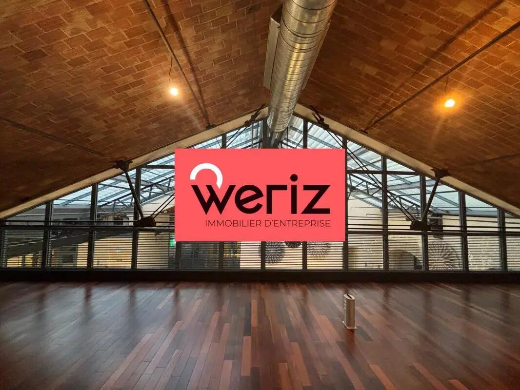 Place De La Joliette, Marseille for lease Interior Photo- Image 1 of 3