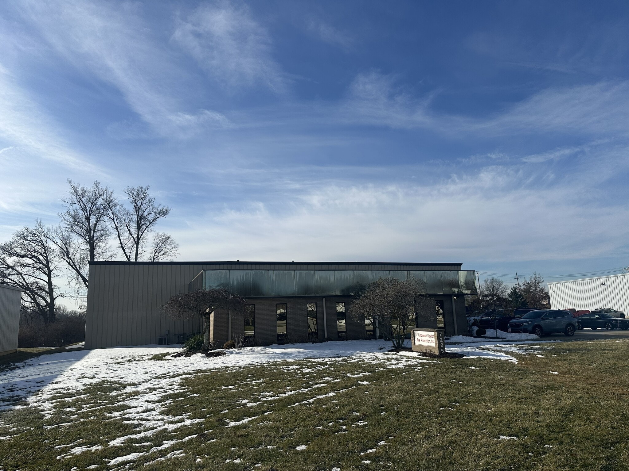 7225 Edington Dr, Cincinnati, OH for lease Primary Photo- Image 1 of 5