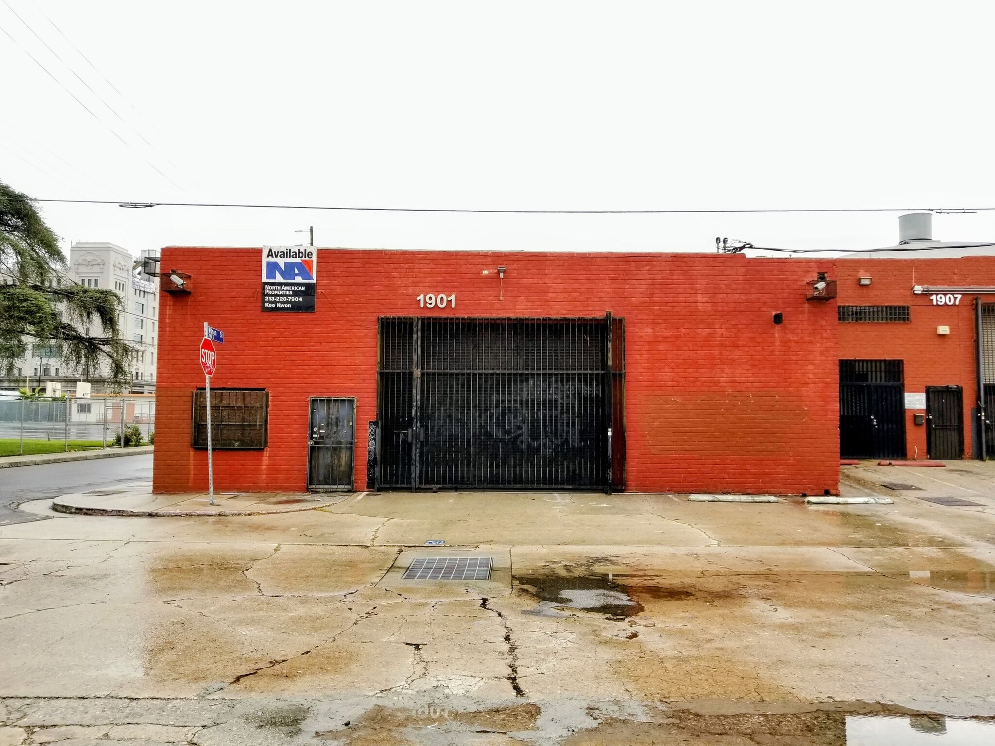 1901 E 7th Pl, Los Angeles, CA for lease Primary Photo- Image 1 of 11