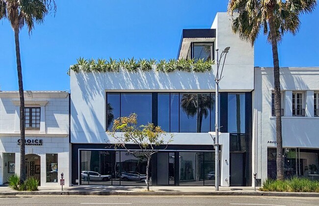 More details for 315-319 N Beverly Dr, Beverly Hills, CA - Office/Retail for Lease