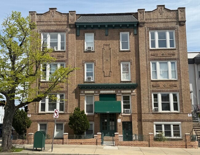More details for 3176 John F. Kennedy Blvd, Jersey City, NJ - Multifamily for Sale