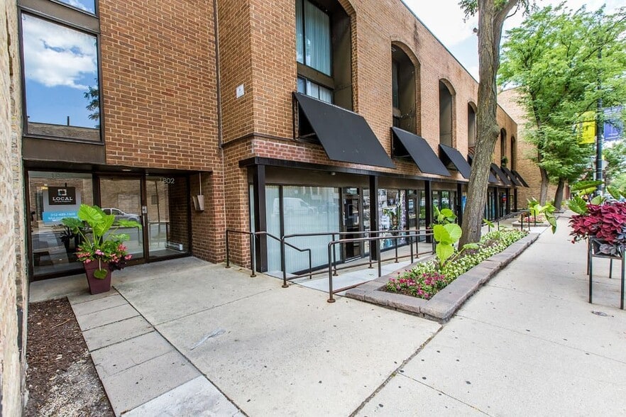 1802-1806 N Halsted St, Chicago, IL for lease - Building Photo - Image 2 of 4