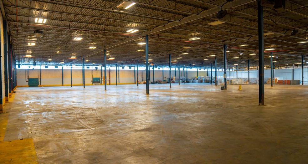 2181 Sylvan Rd, East Point, GA for lease - Building Photo - Image 1 of 15