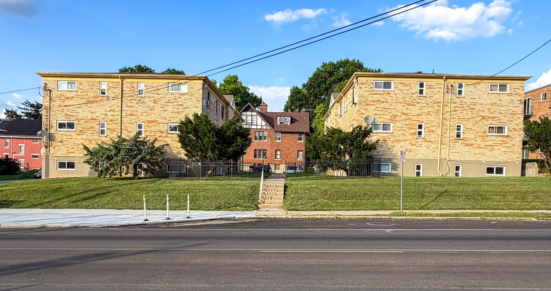 2894-2898 Harrison Ave, Cincinnati, OH à vendre Photo du bâtiment- Image 1 de 44