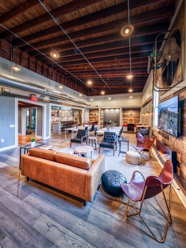 206 S Market St, Elizabethtown, PA for lease Interior Photo- Image 1 of 9