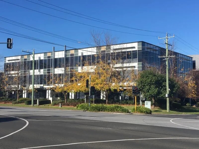 622 Ferntree Gully Road, Wheelers Hill for lease Primary Photo- Image 1 of 2